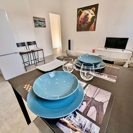 Excellent T2 - Moderne & Tout Equipe Avec Parking เกรอน็อบล์ ภายนอก รูปภาพ